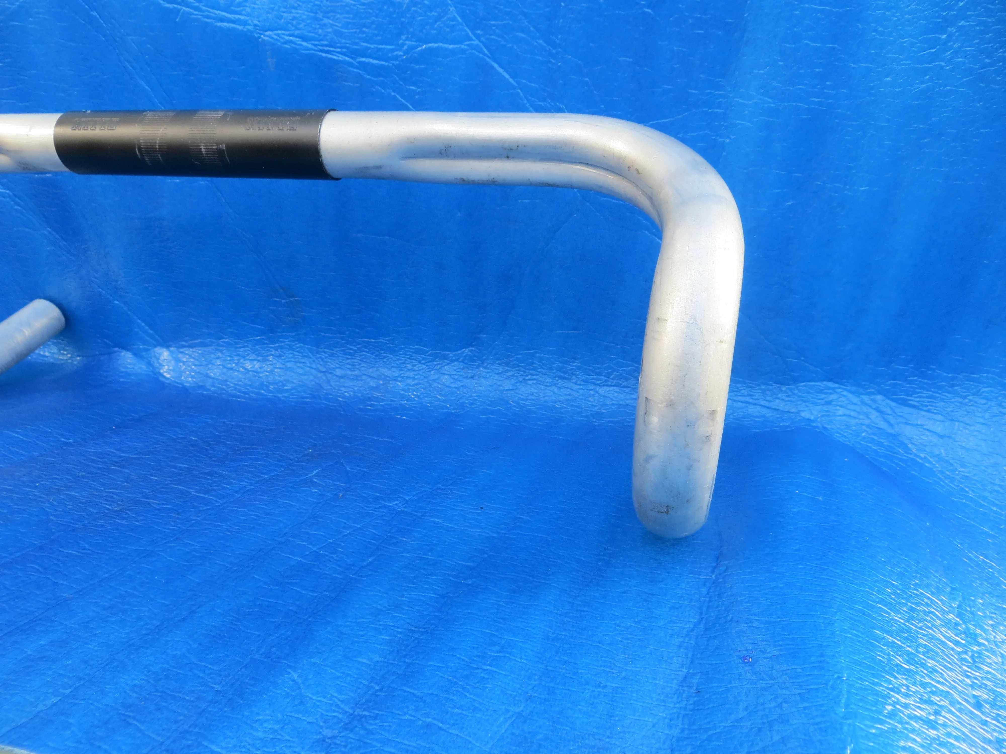 Nitto M101 AA Non NJS Handlebar 40cm 26mm Bar Clamp (24101903)